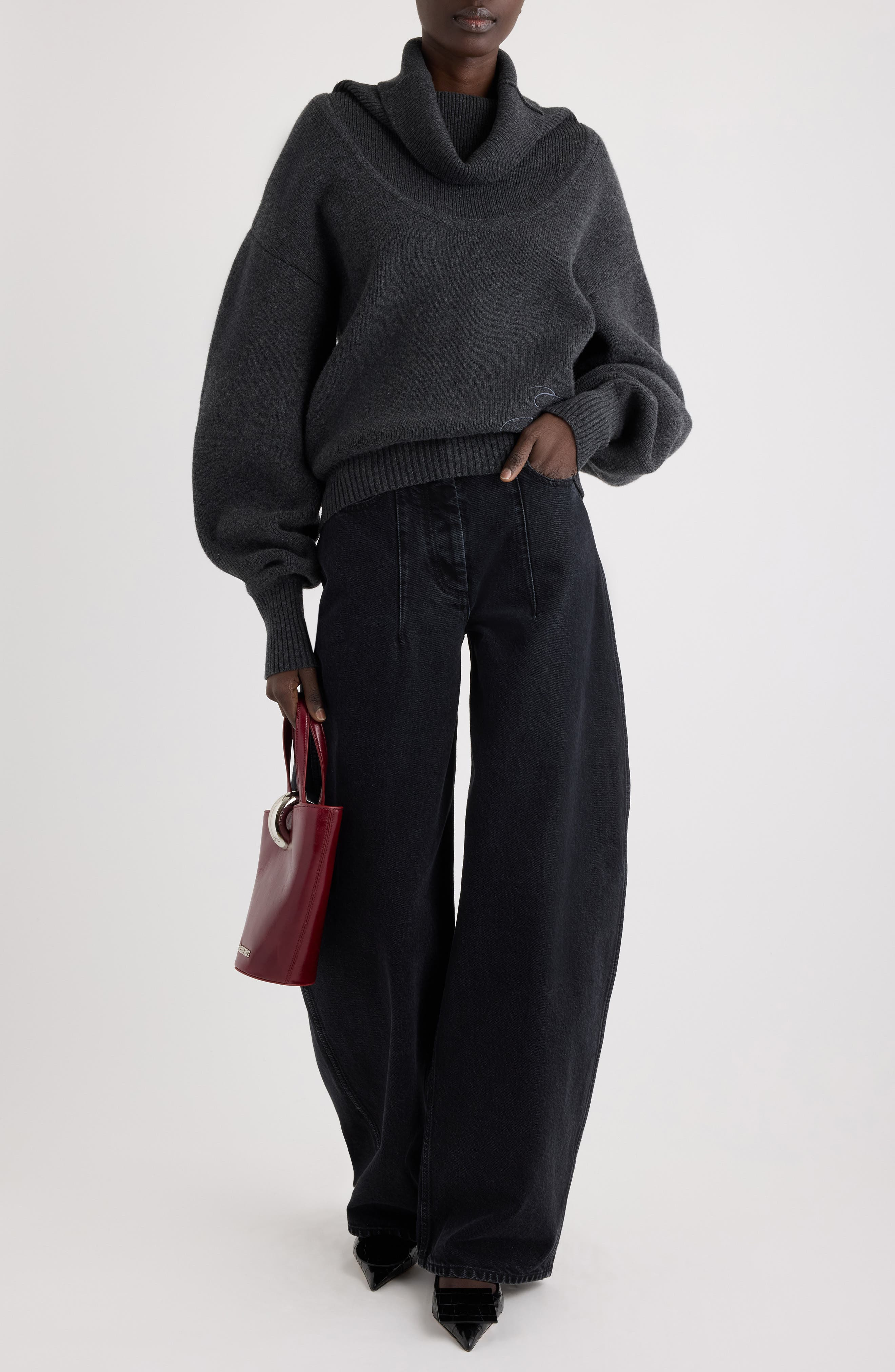 Jacquemus La Maille Pallone Virgin Wool & Cashmere Turtleneck Sweater in Dark Grey at Nordstrom - 2
