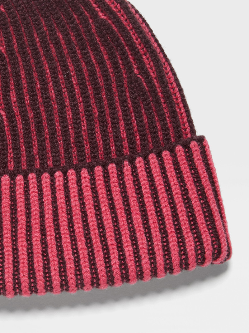 ZEGNA FUCHSIA AND DARK PURPLE OASI CASHMERE BEANIE outlook