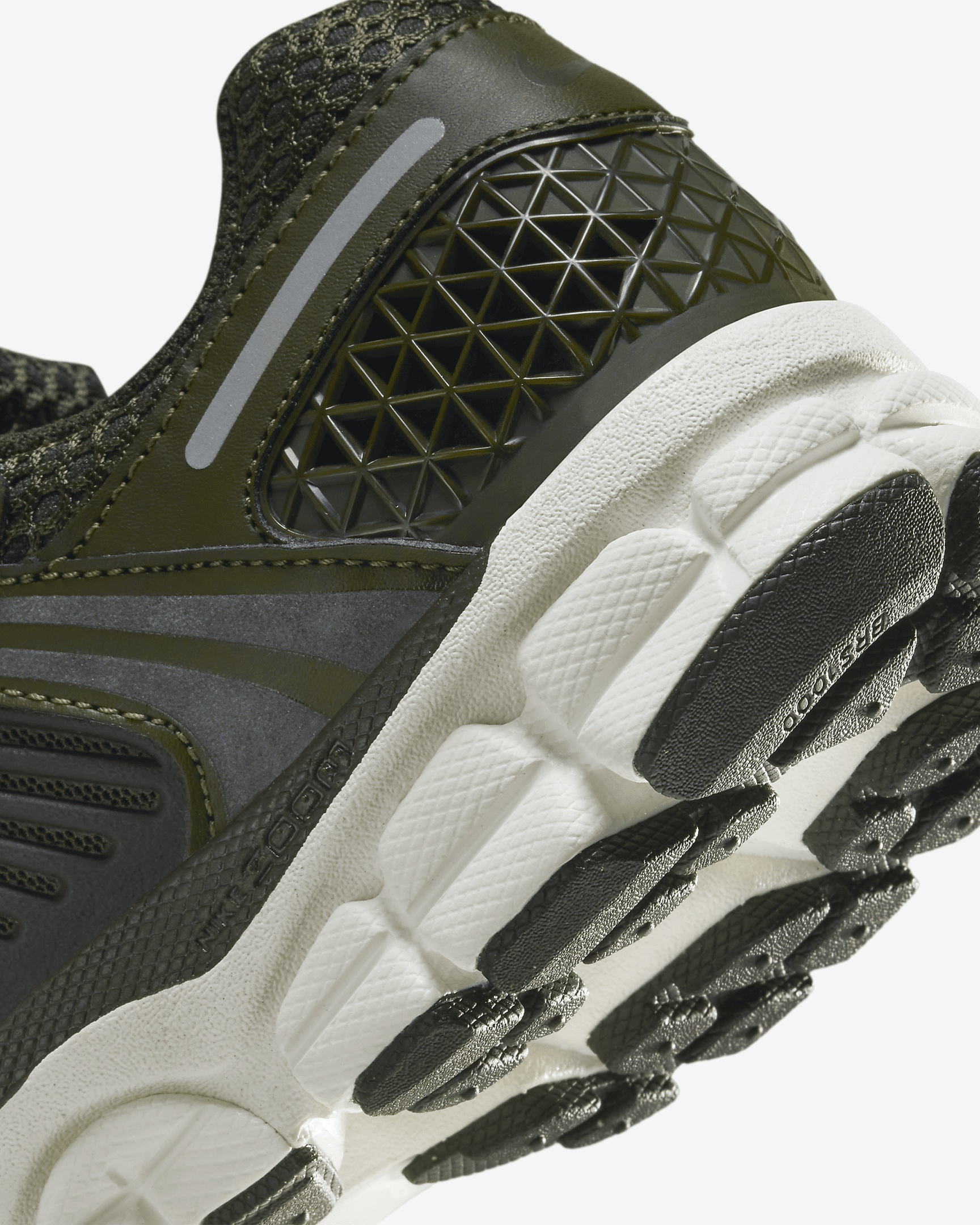 Nike Zoom Vomero 5 Women's Shoes - 8