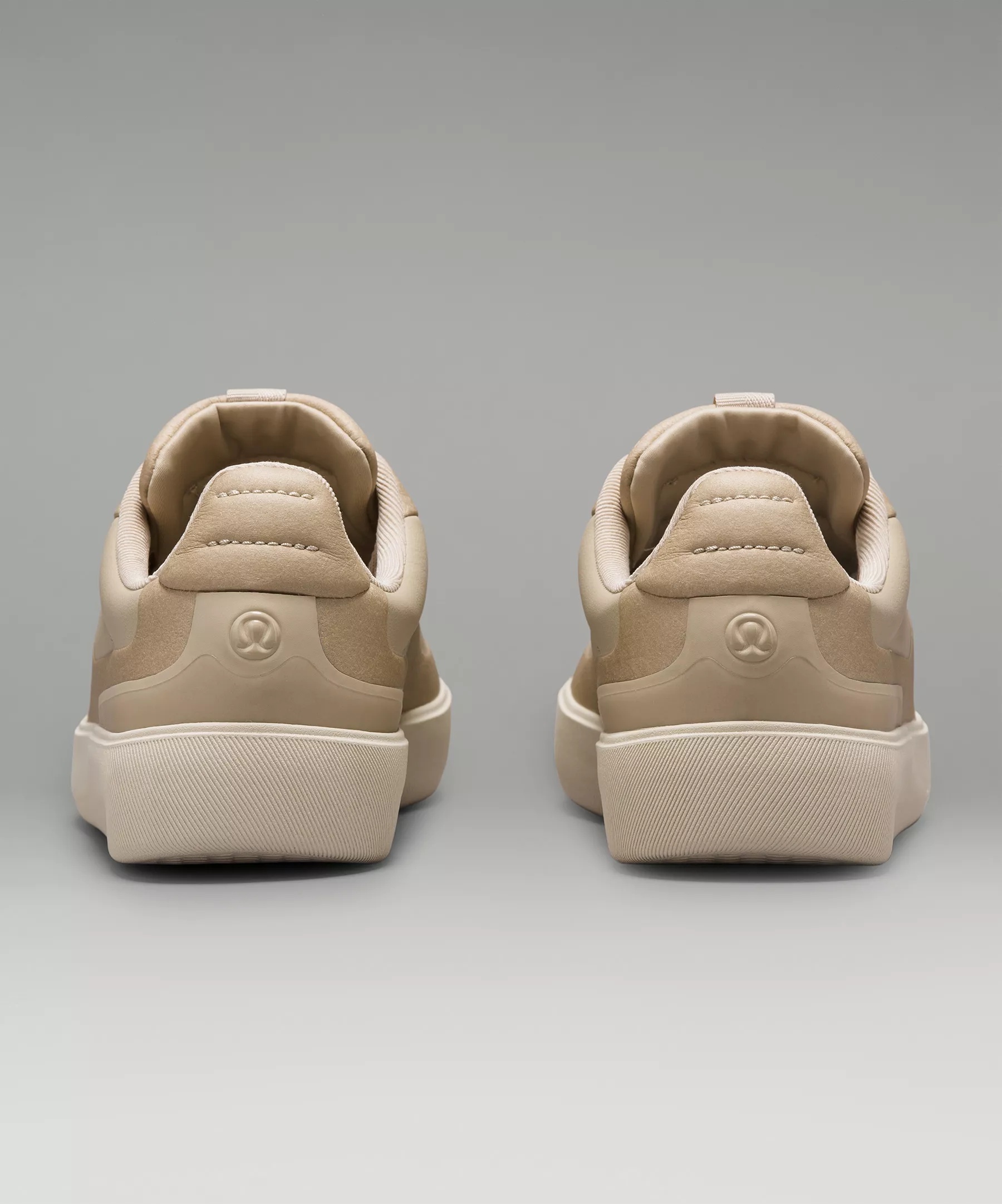 cityverse Women's Sneaker - 6