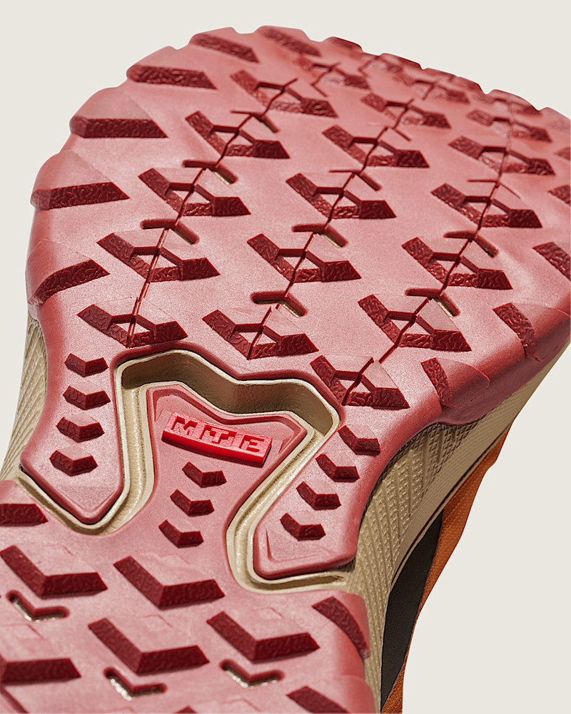 Crosspath Mid Shoe 5