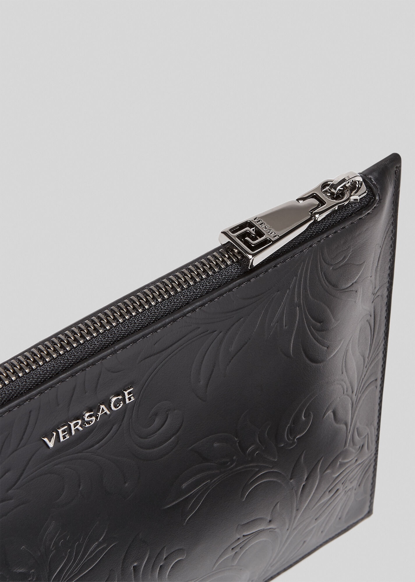 Embossed Barocco Pouch - 5