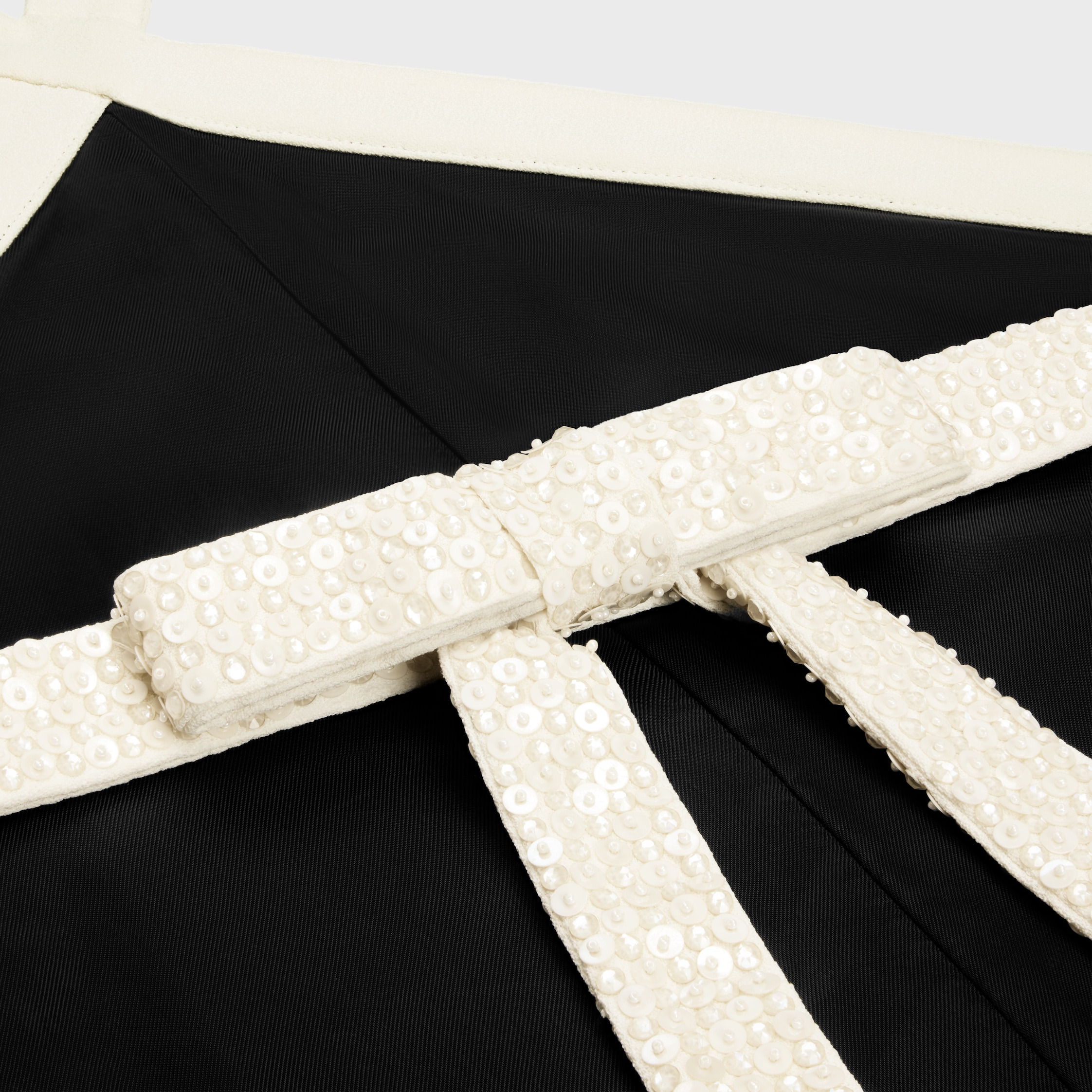 column dress in satin-lined crepe - 4