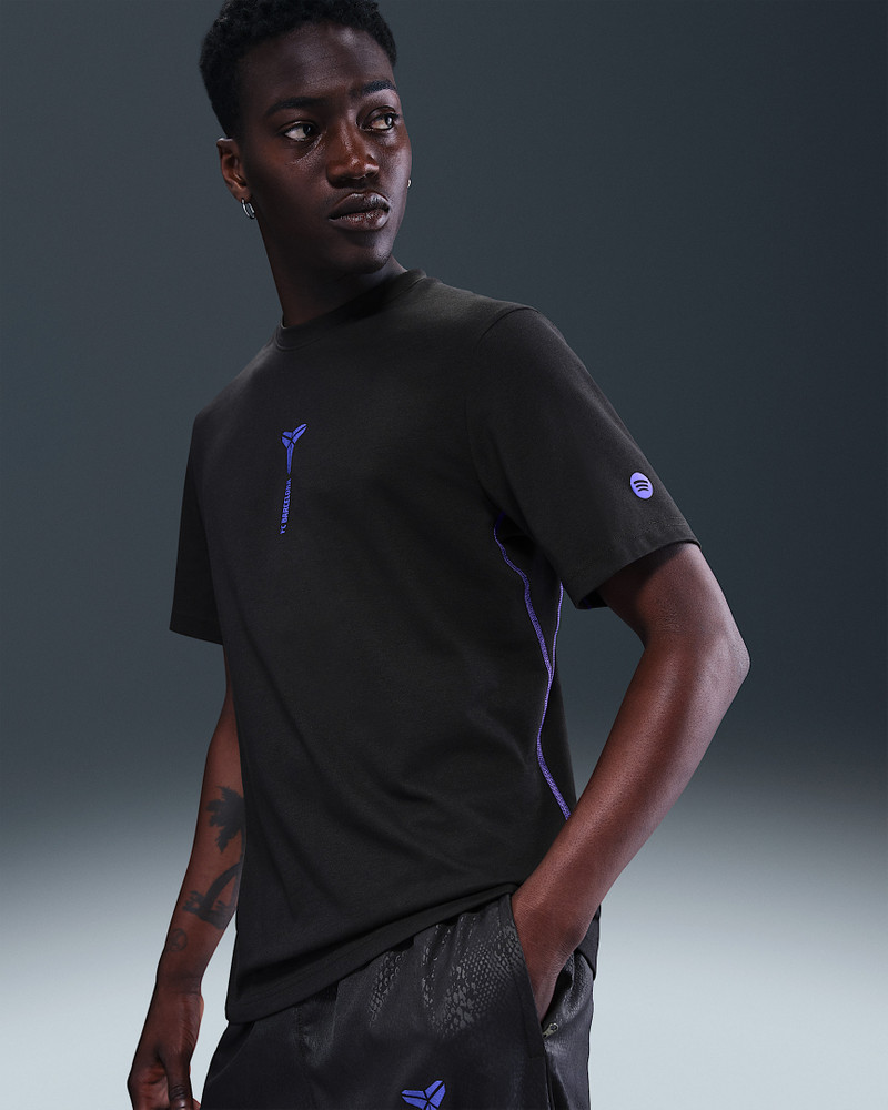 FC Barcelona Primary Away Men's Kobe Dri-FIT Soccer Short-Sleeve Top 1