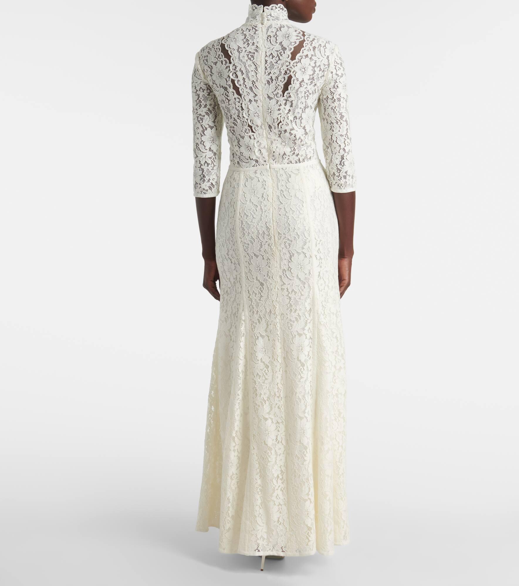 Lace gown - 3