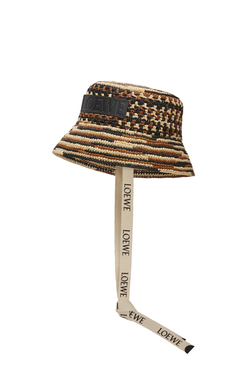 Bucket hat in raffia 3