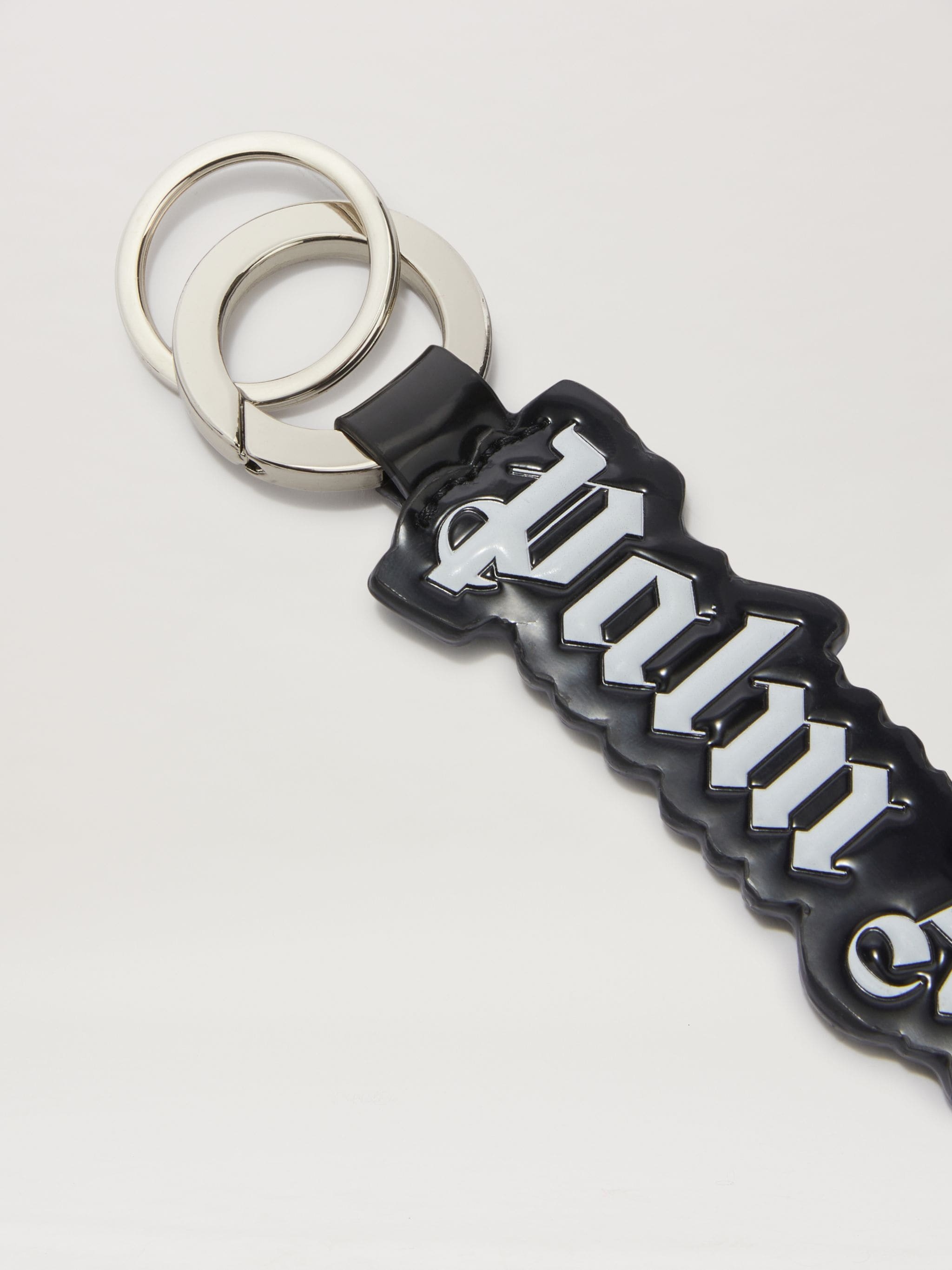 CLASSIC LOGO KEYCHAIN - 2