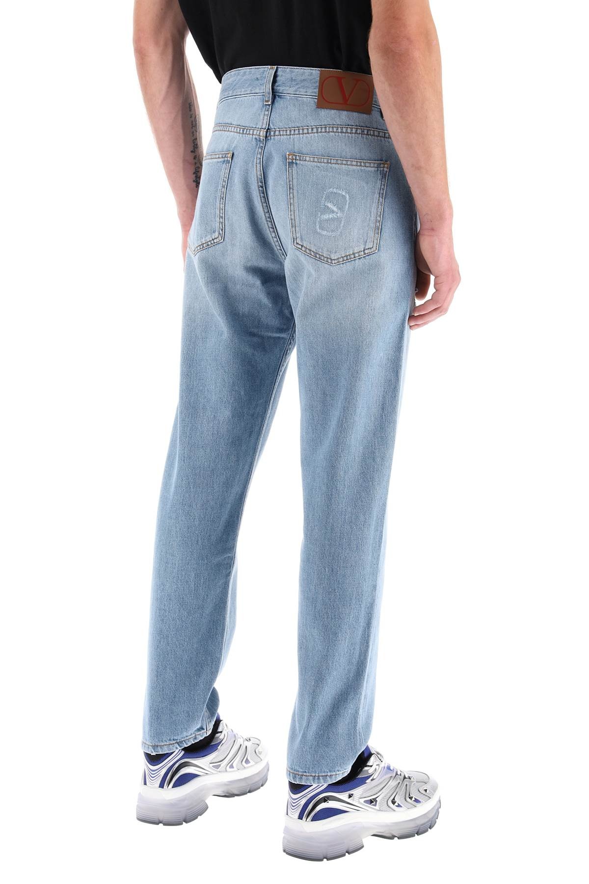 TAPERED JEANS WITH MEDIUM WASH - 4