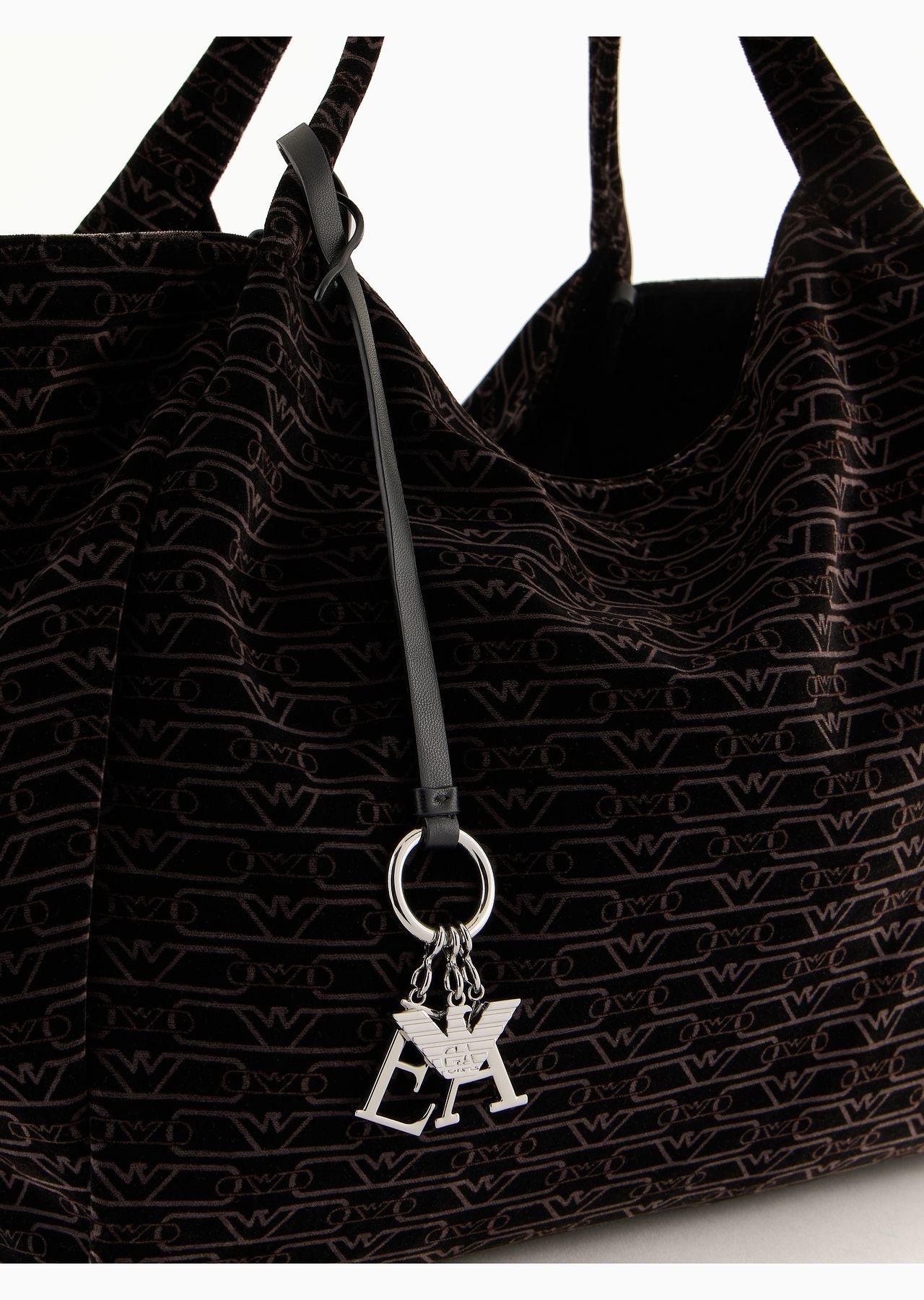 Oversized shopper bag in all-over monogram velvet - 5