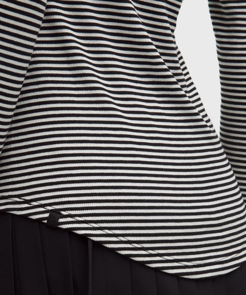 Hold Tight Long-Sleeve Shirt 5