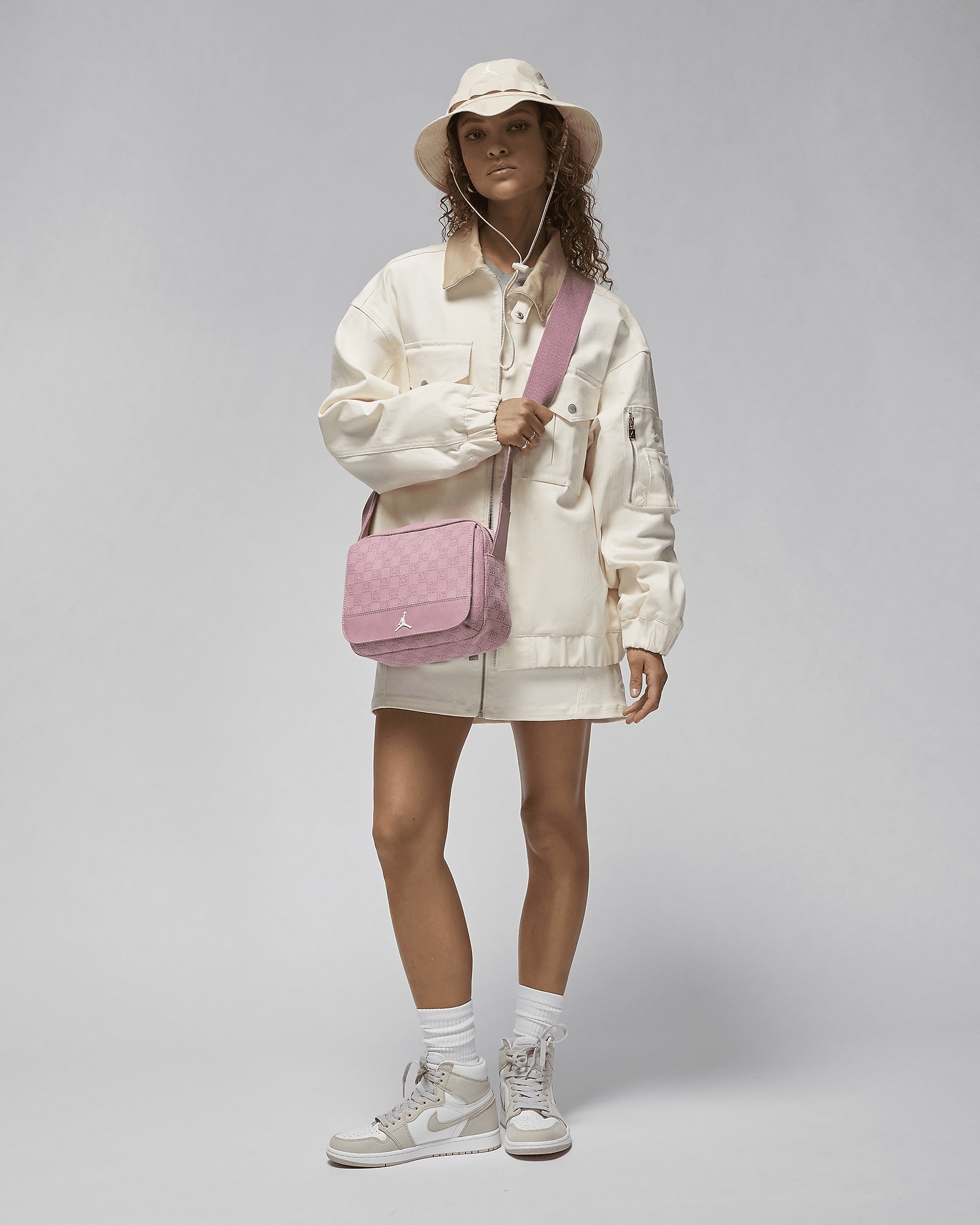 Women's Jordan Monogram Mini Messenger Bag (3.6L) - 8