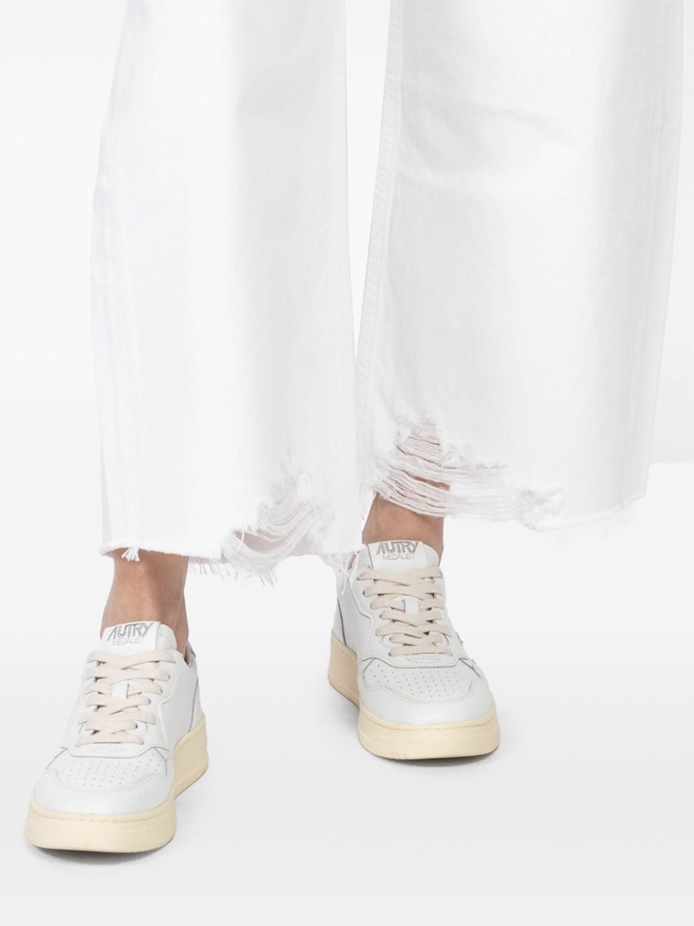 distressed-effect jeans - 6