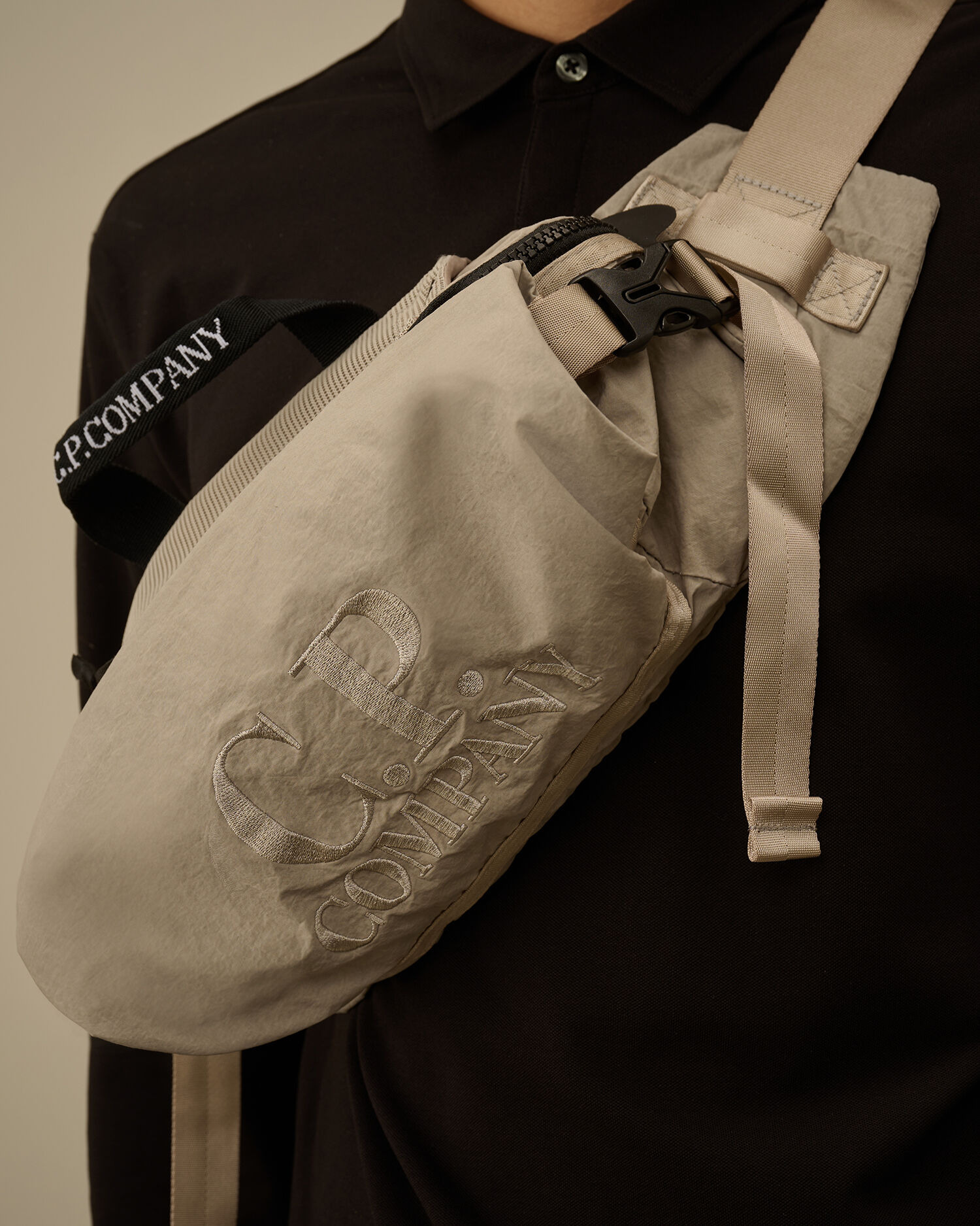 Plain Paper Touch Crossbody Pack - 3