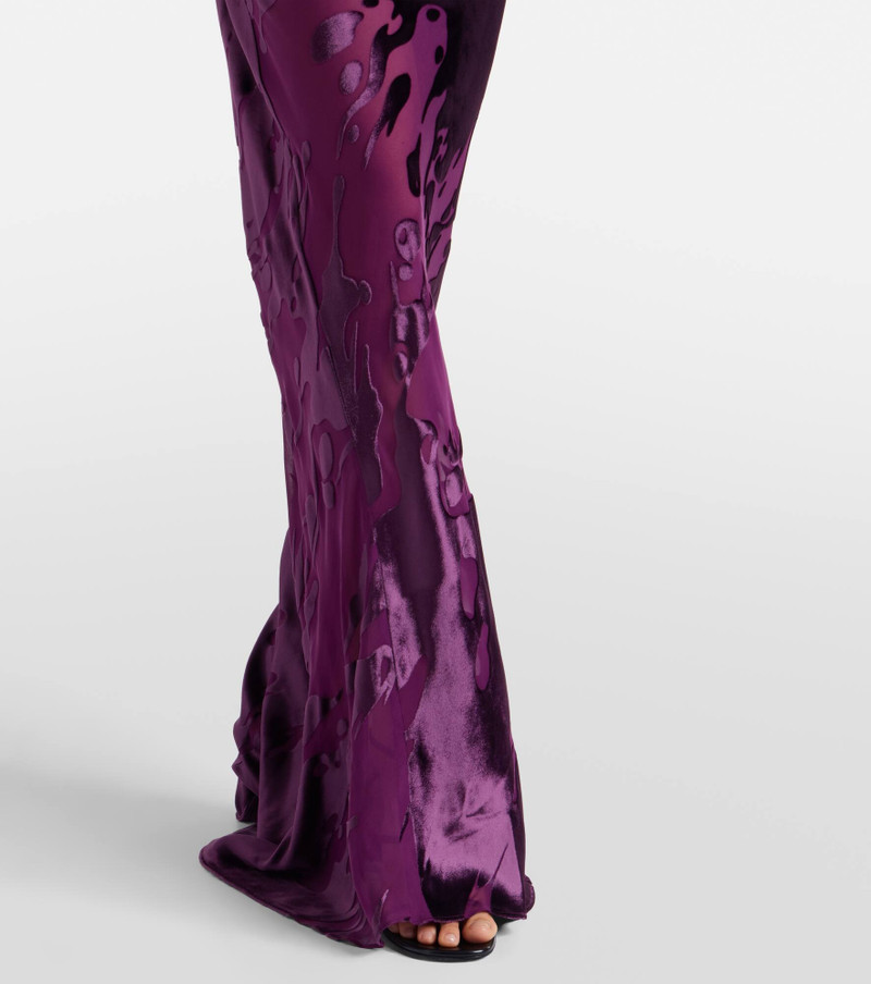 Halterneck gown 6