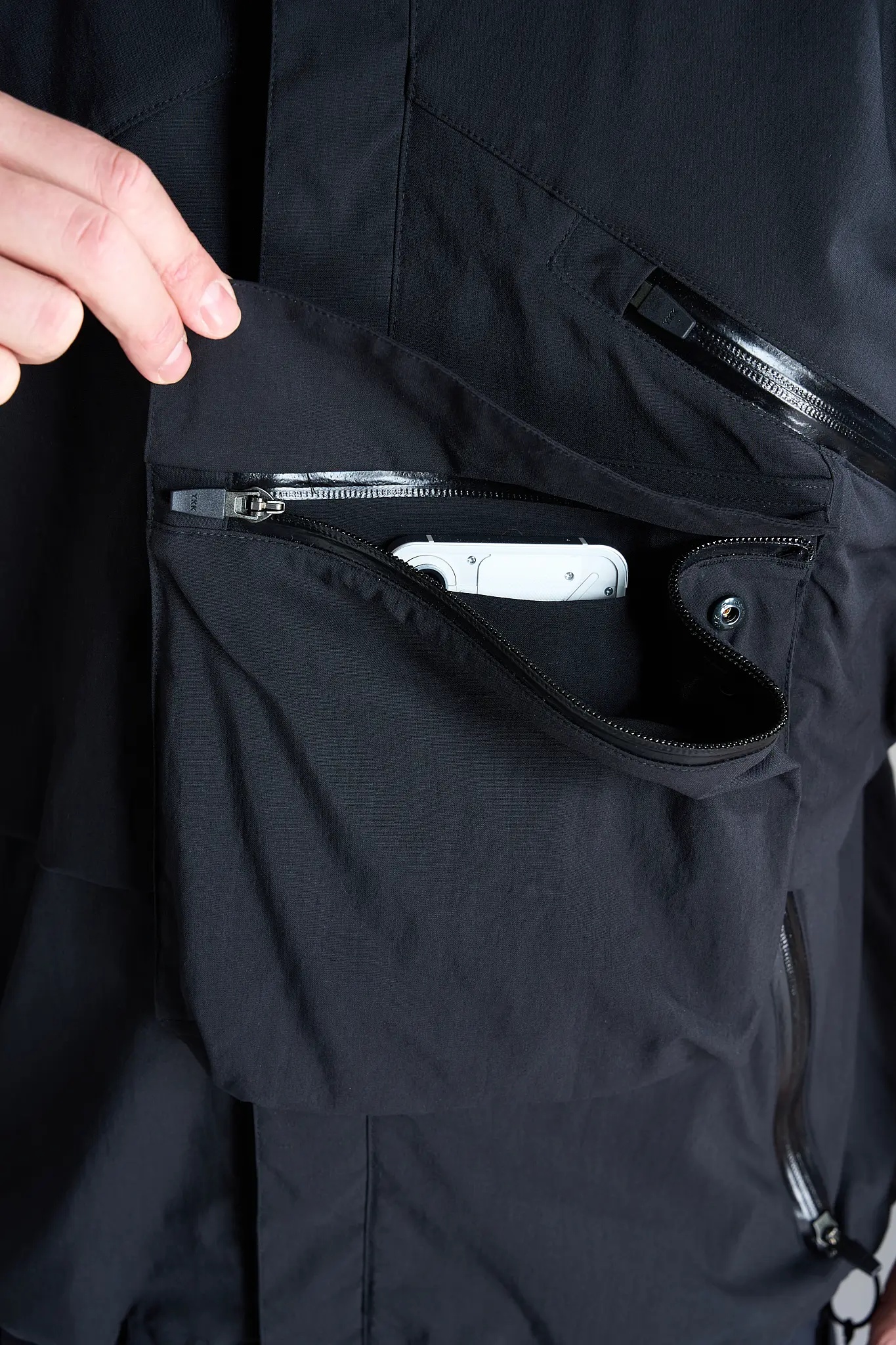 V1A-M Nylon Stretch Interops Vest Black - 15