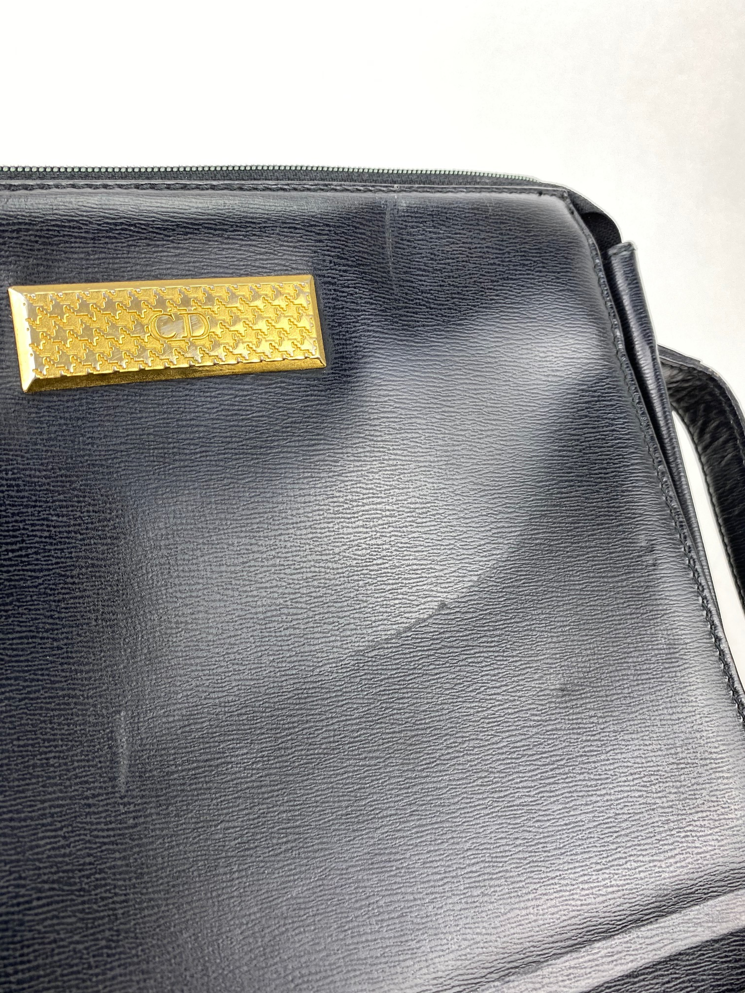 CHRISTIAN DIOR Black  Leather Adjustable Shoulder Bag Authentic Pre owned - 10