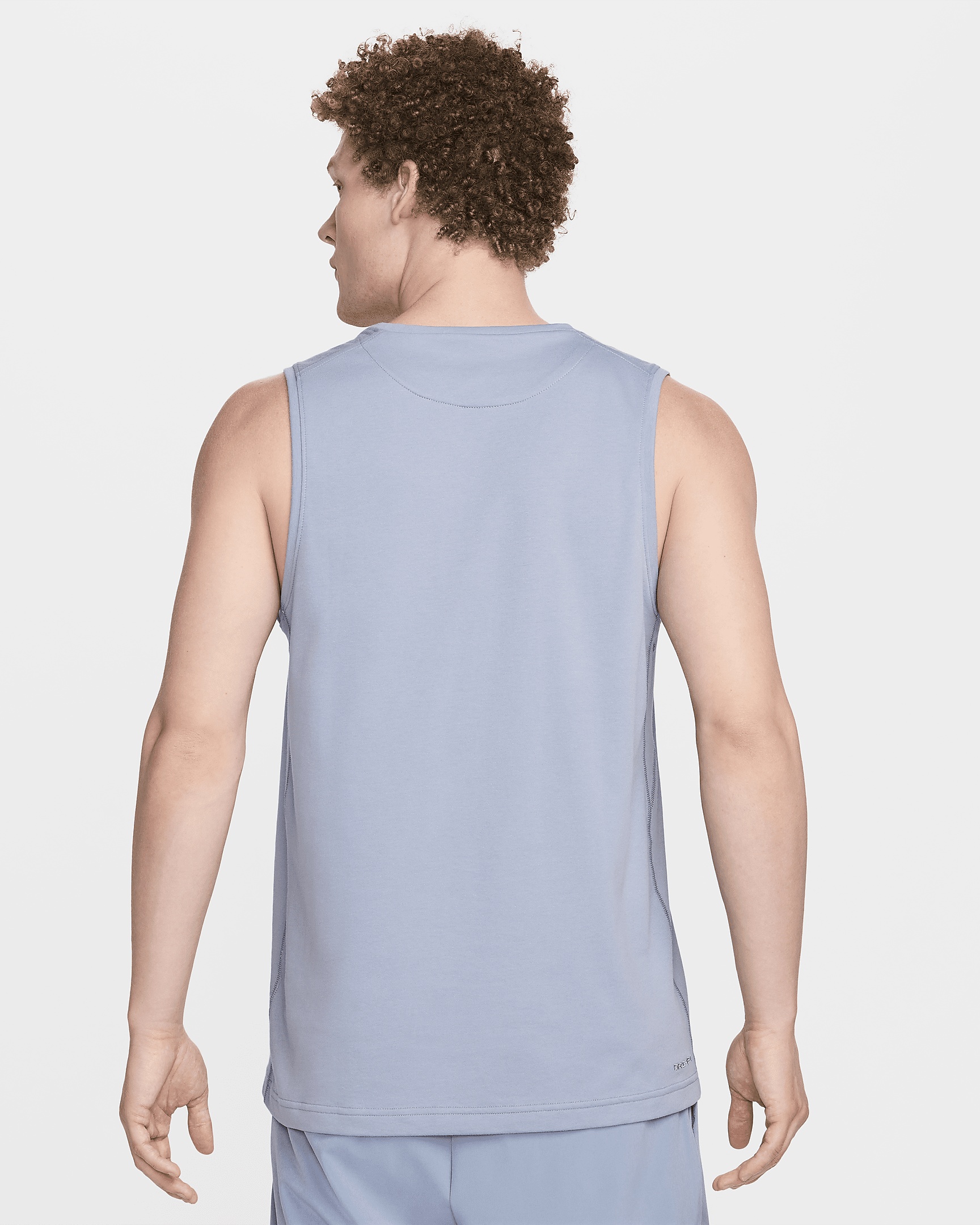 Nike Primary Men's Dri-FIT Versatile Tank - 2