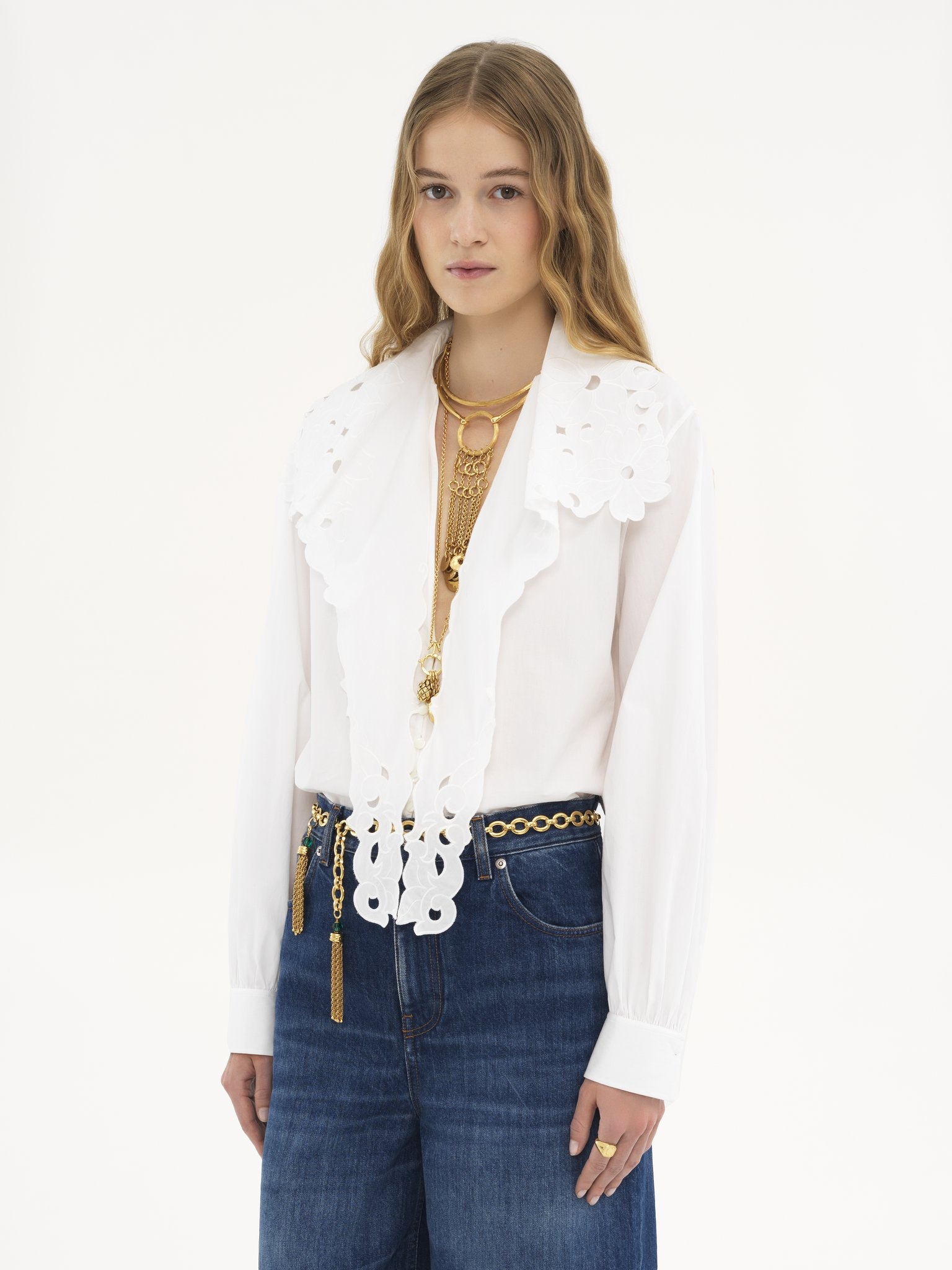 EMBROIDERED LAVALLIÈRE SHIRT IN COTTON POPLIN - 4