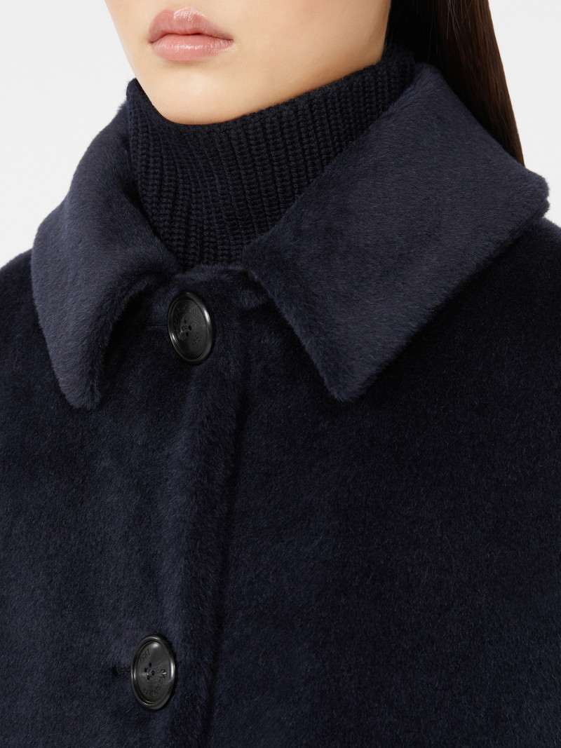 GULIE Alpaca cape 5