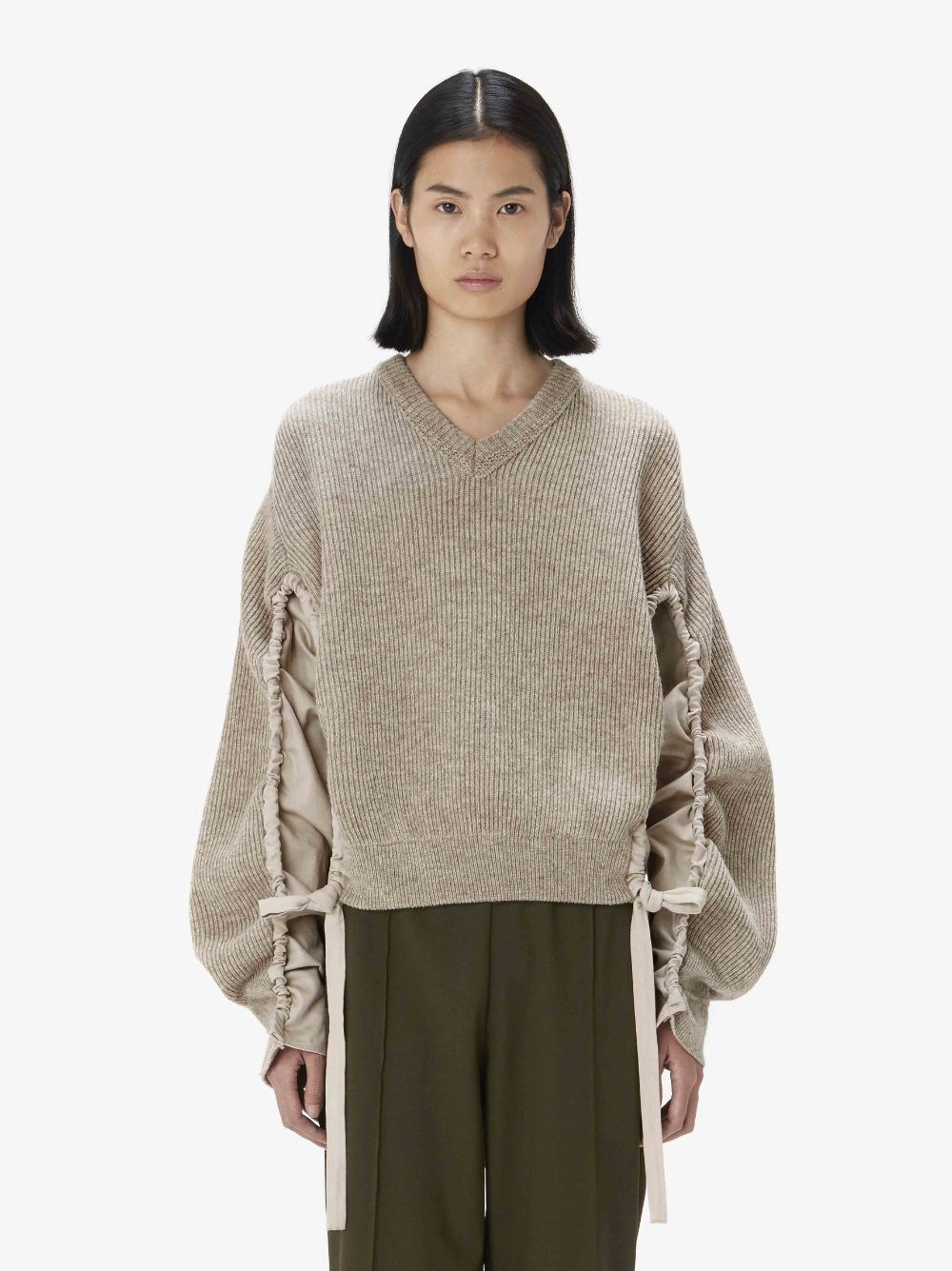 V-NECK JUMPER WITH CURVED SLEEVES - 2