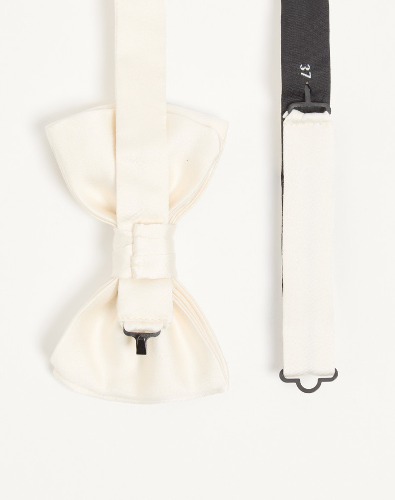 SILK BOW TIE 3