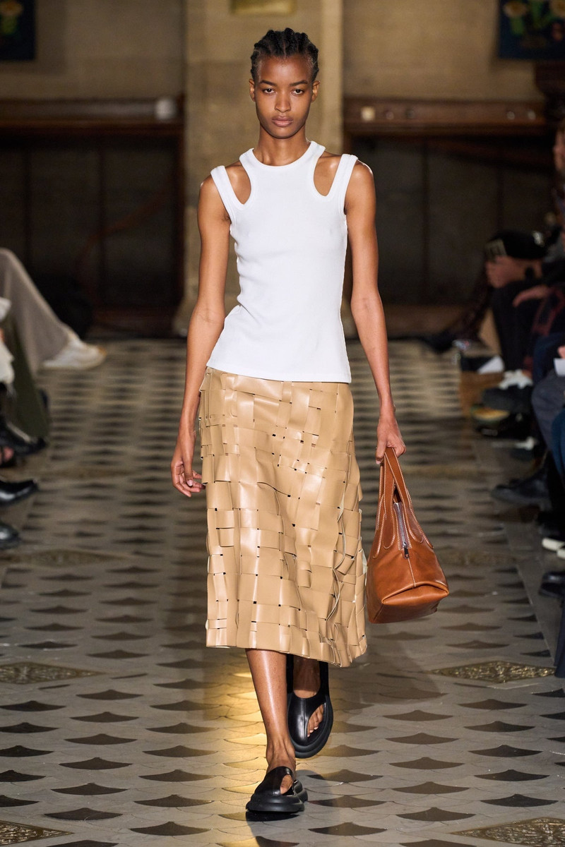 WEAVED ECO VEGAN LEATHER SKIRT BEIGE 1