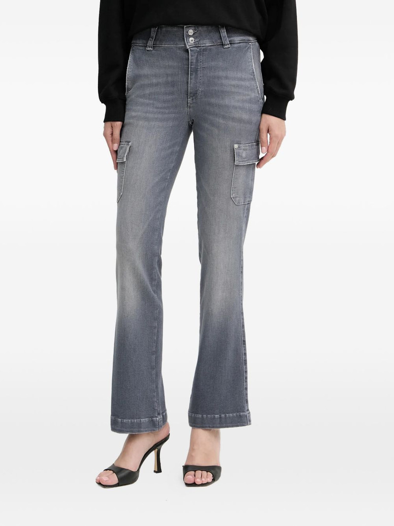 cargo-pocket jeans 1