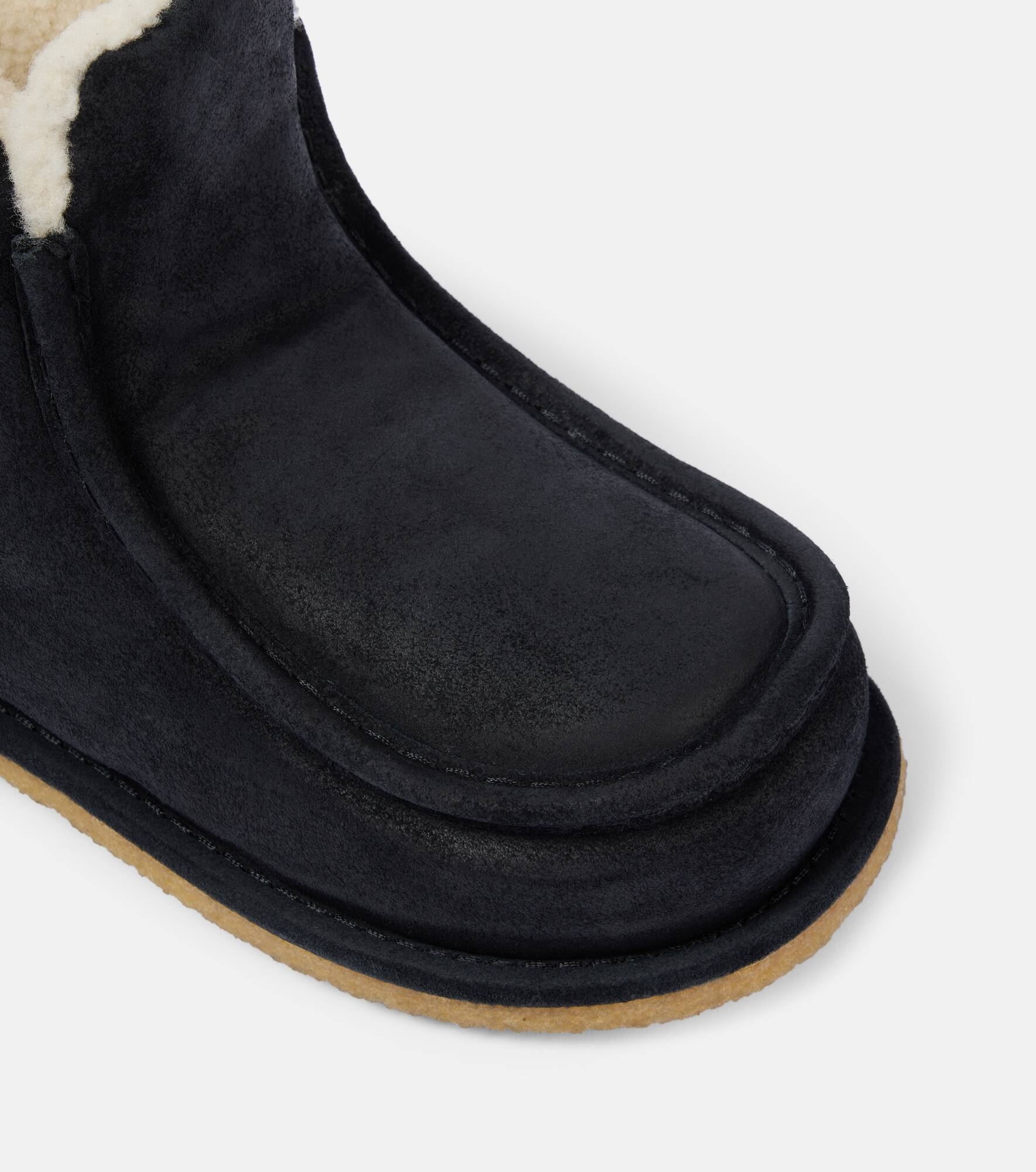 Shearling-lined leather ankle boots - 5