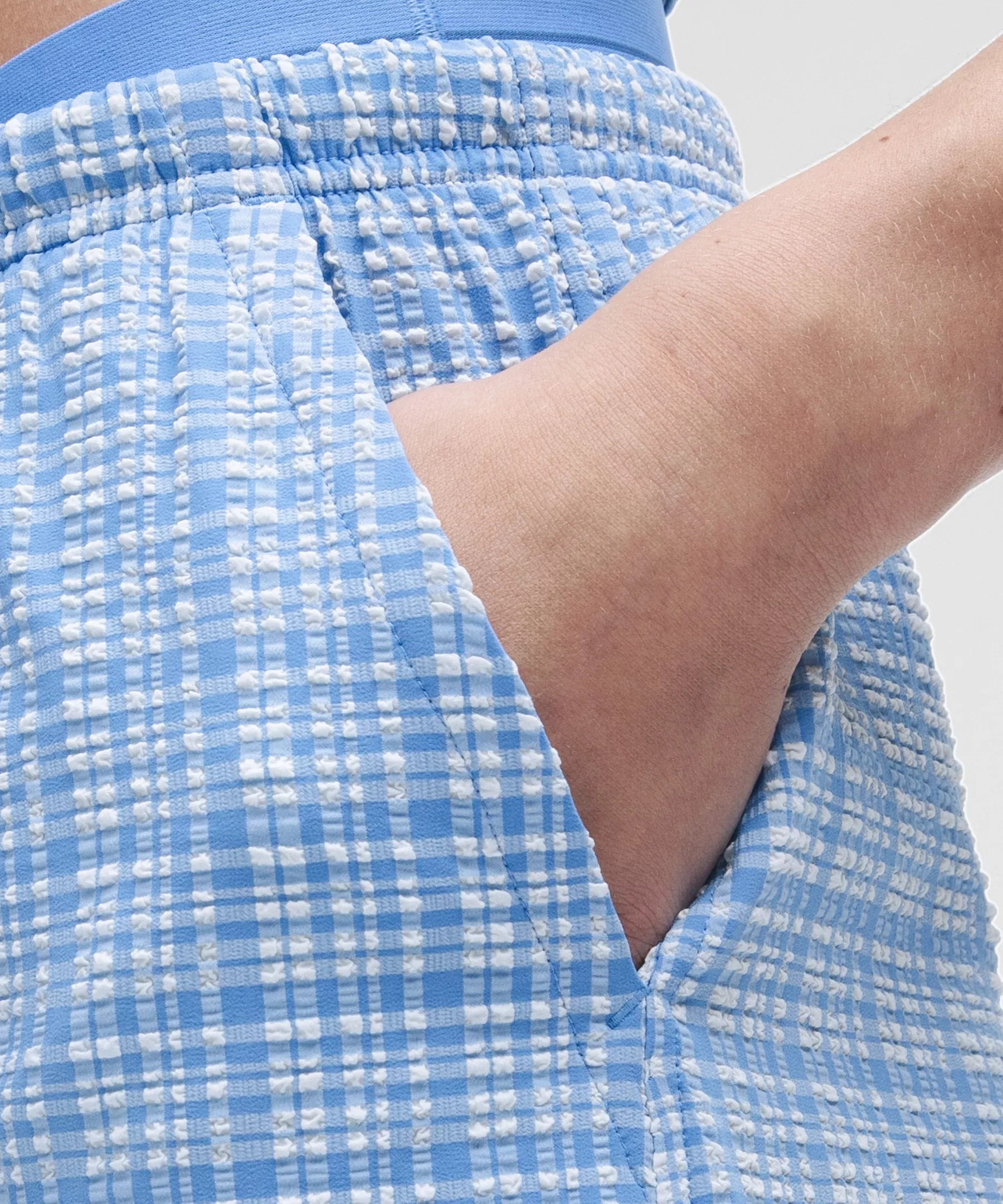 Seersucker Check Mid-Rise Pull-On Short 3" - 5