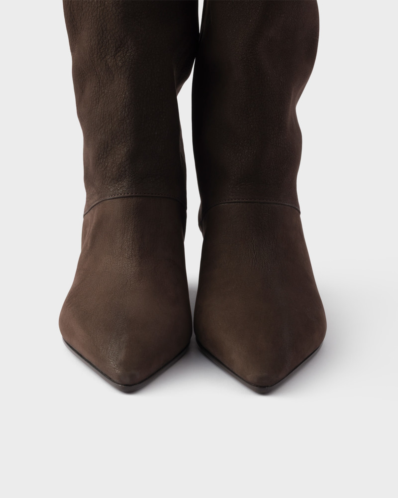 Leather boots 5
