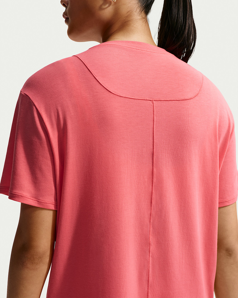 Nike Nike One Relaxed Women's Dri-FIT Short-Sleeve Top outlook