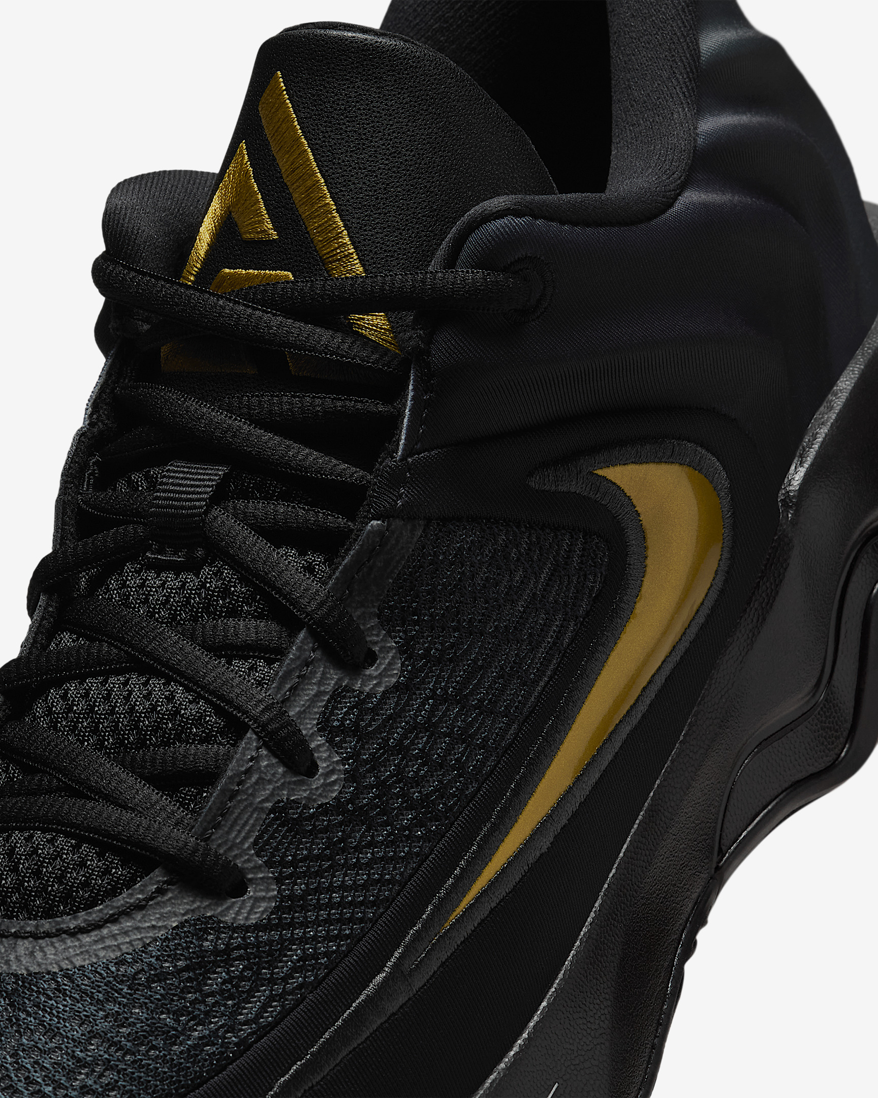 Giannis Immortality 4 Basketball Shoes - 7