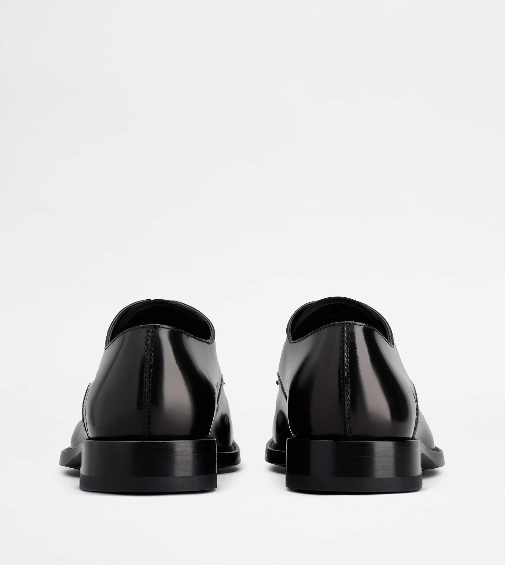 LACE-UPS IN LEATHER - BLACK - 3