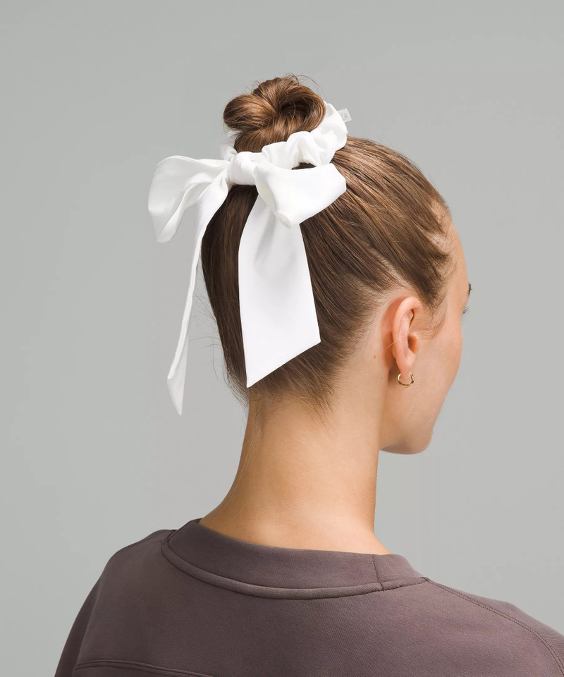 lululemon Uplifting Scrunchie *Big Bow outlook