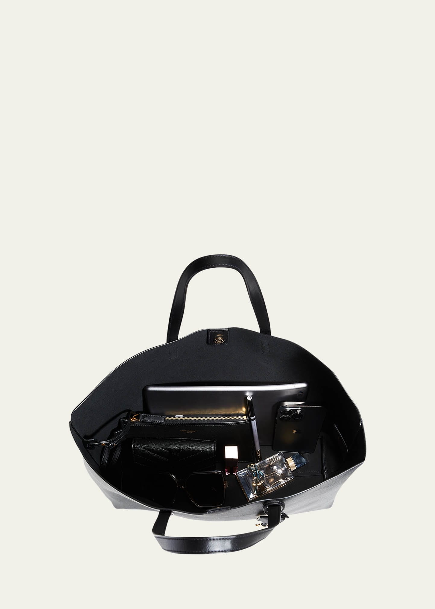 Shopping Bag East-West Tote in Smooth Leather - 6