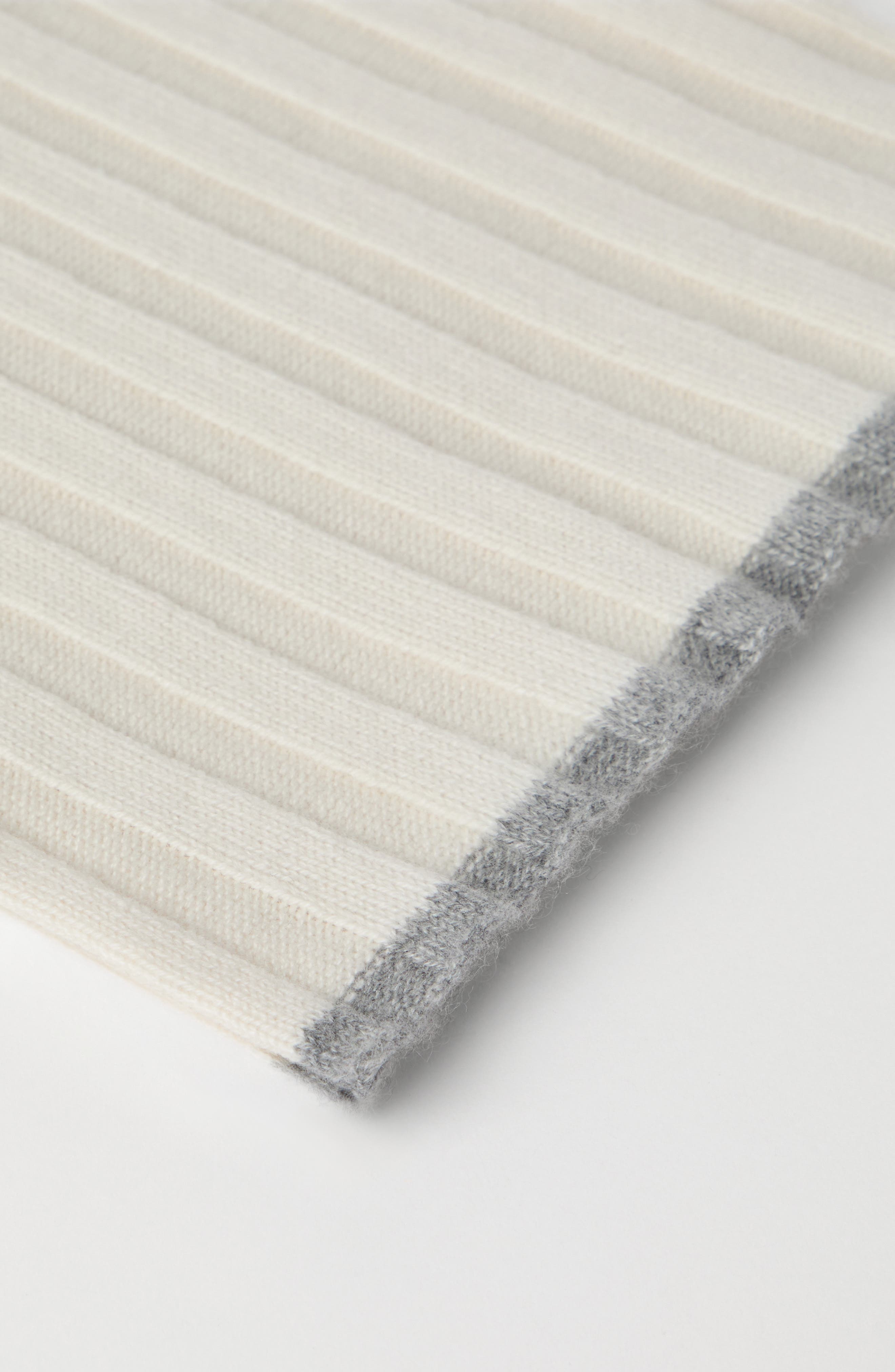 Brunello Cucinelli Cashmere scarf in Ecru at Nordstrom - 3