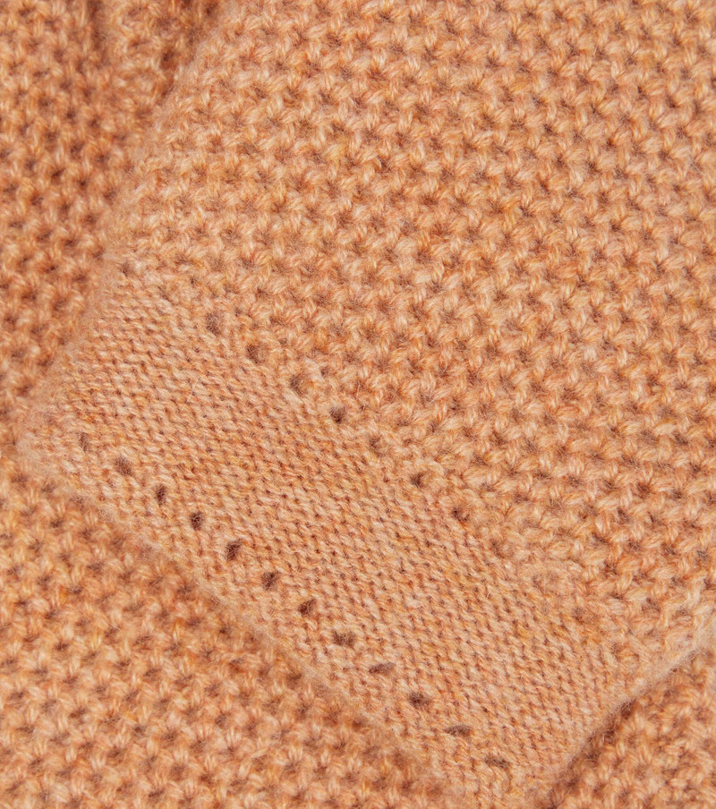 Loro Piana Crochet cashmere gloves outlook