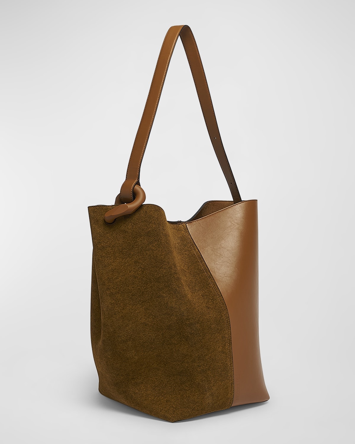 JW Anderson Corner Small Bucket Bag ハンドバッグ ブラウン JW Anderson Small Corner Bucket Shoulder Bag | Liberty