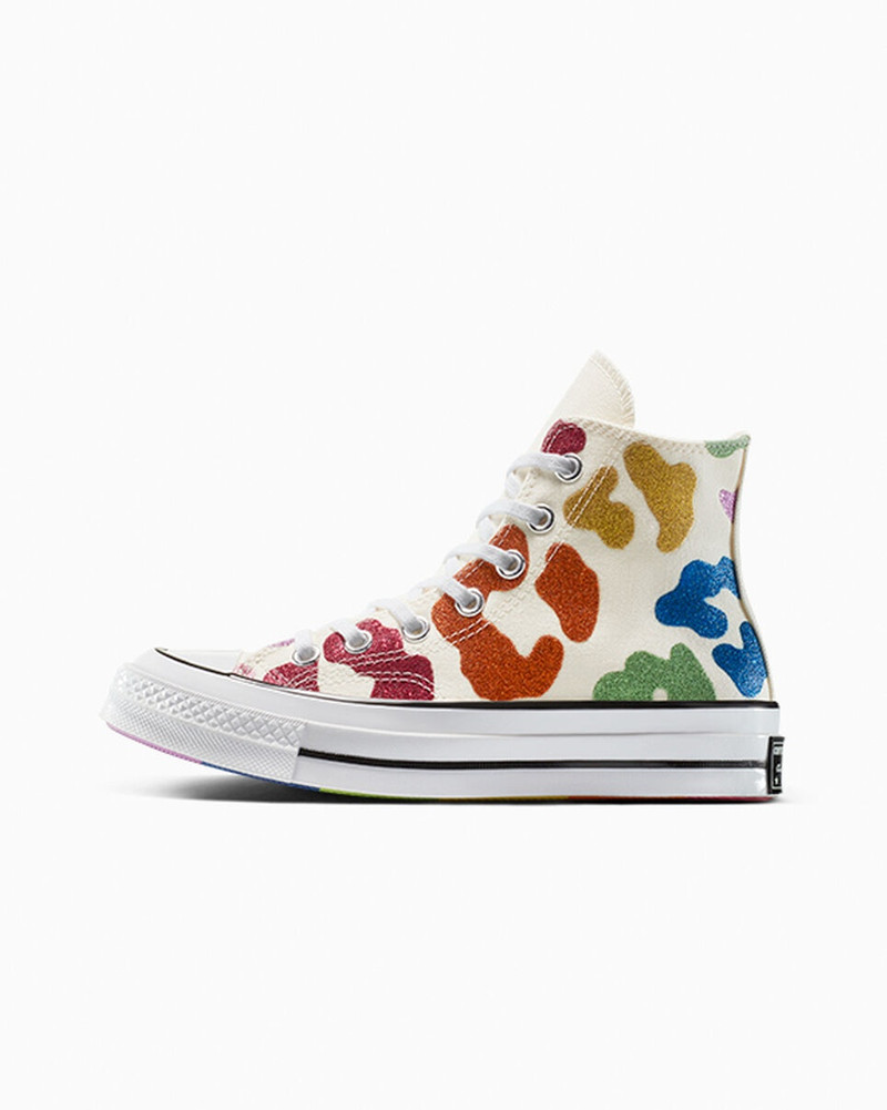 Converse Chuck 70 Pride outlook