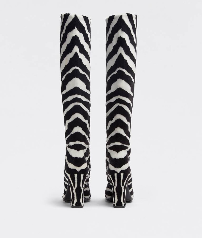 Bottega Veneta storm outlook