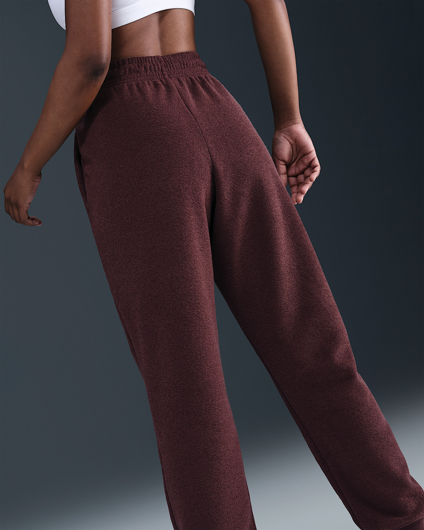 Nike Sportswear Phoenix Plush Women's Mid-Rise Cozy Fleece Pants - 3