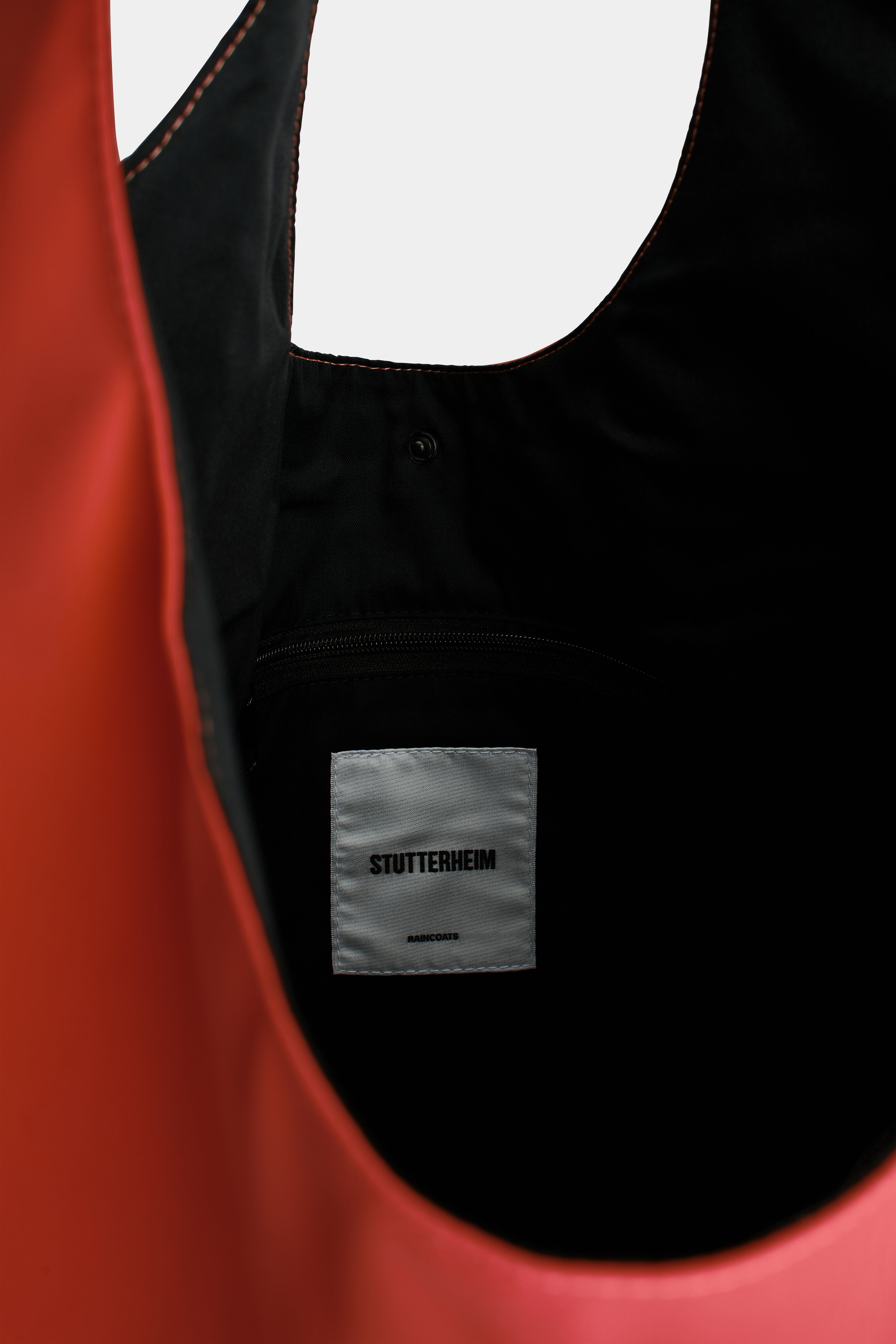 Svea Puffer Bag Matte Washed Red - 5