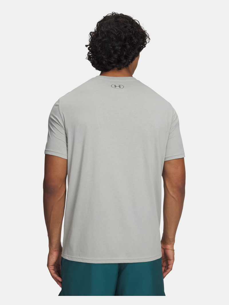 Under Armour UA Left Chest Logo outlook