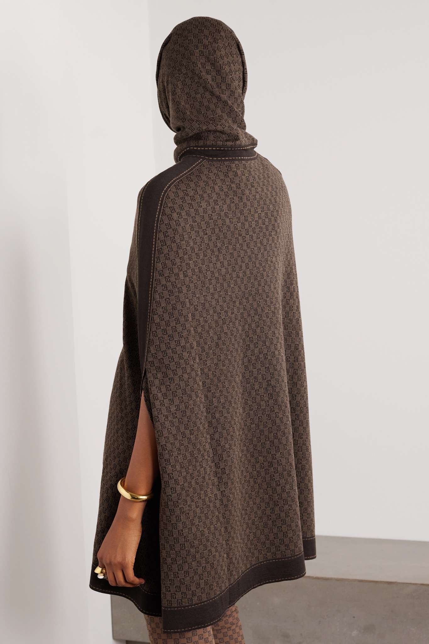 Hooded wool-jacquard cape - 3