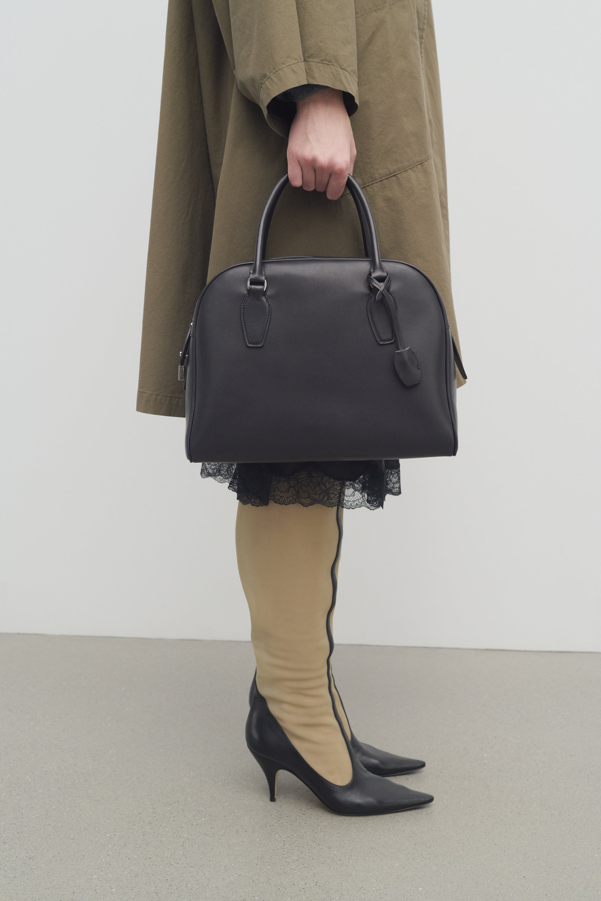 India 12.00 Bag in Leather - 4