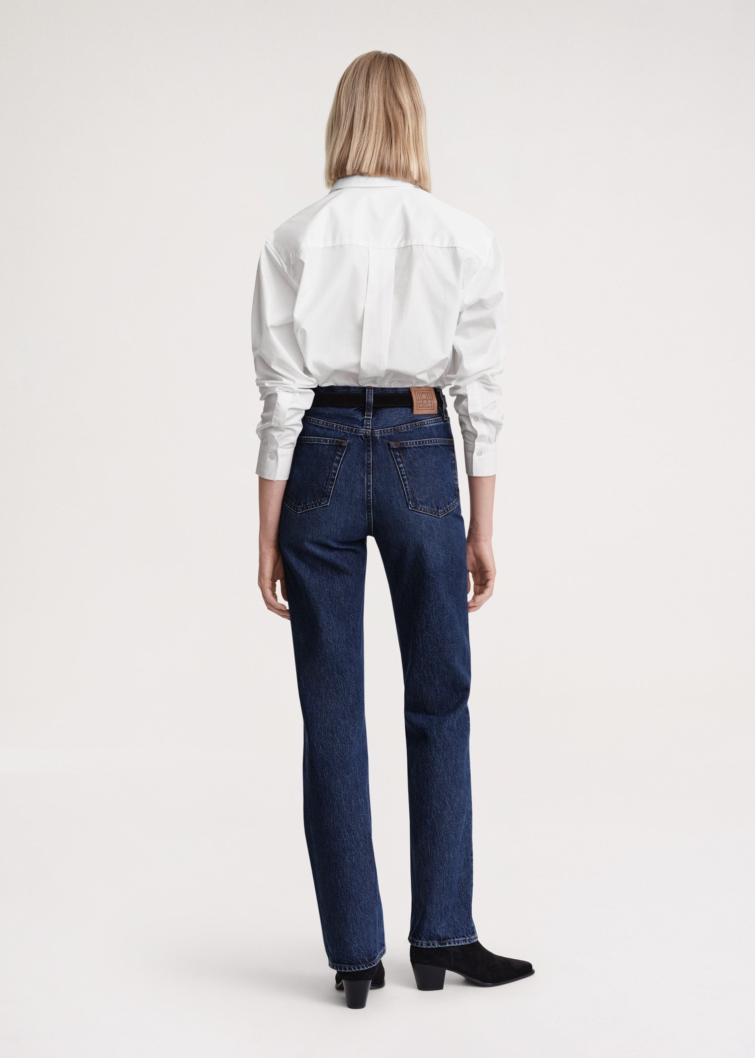 TOTEME｜JEANS (Classic Cut Denim Full Length (234-2036-7 Classic cut denim full length mid grey – TOTEME