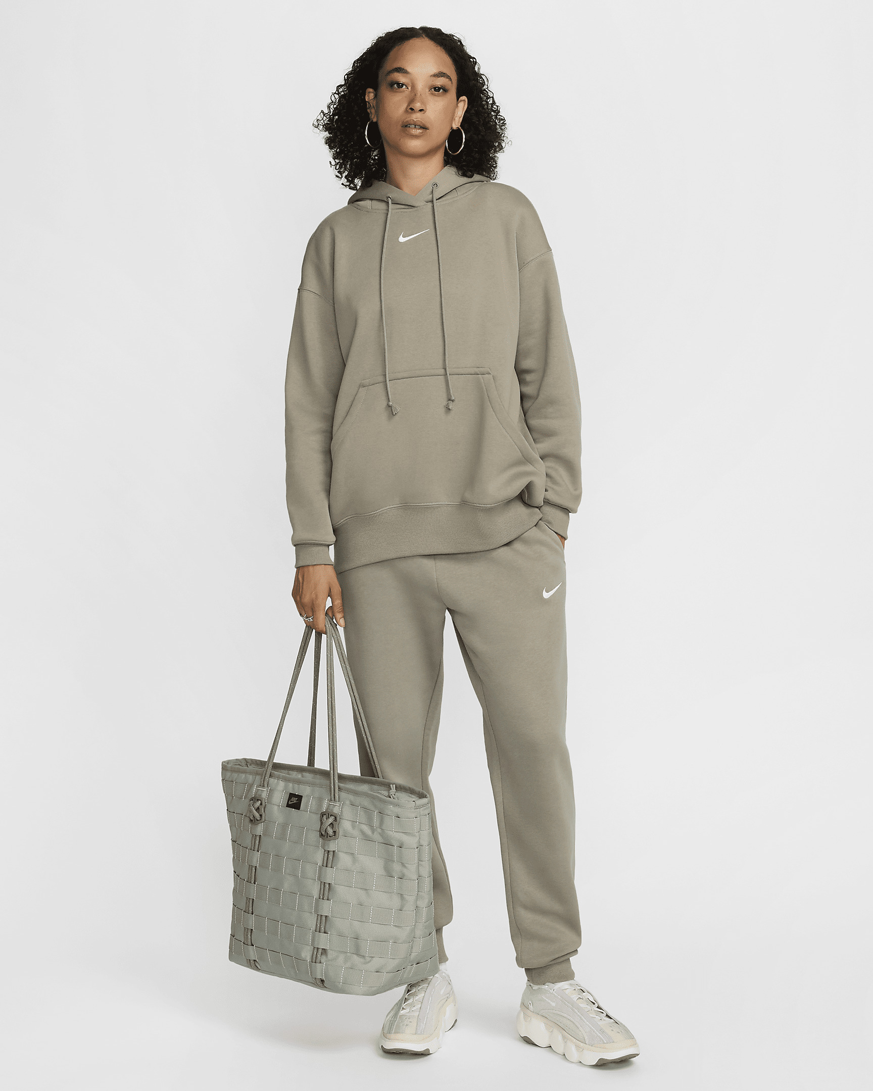 Nike Sportswear Phoenix Fleece Women's Oversized Pullover Hoodie - 8
