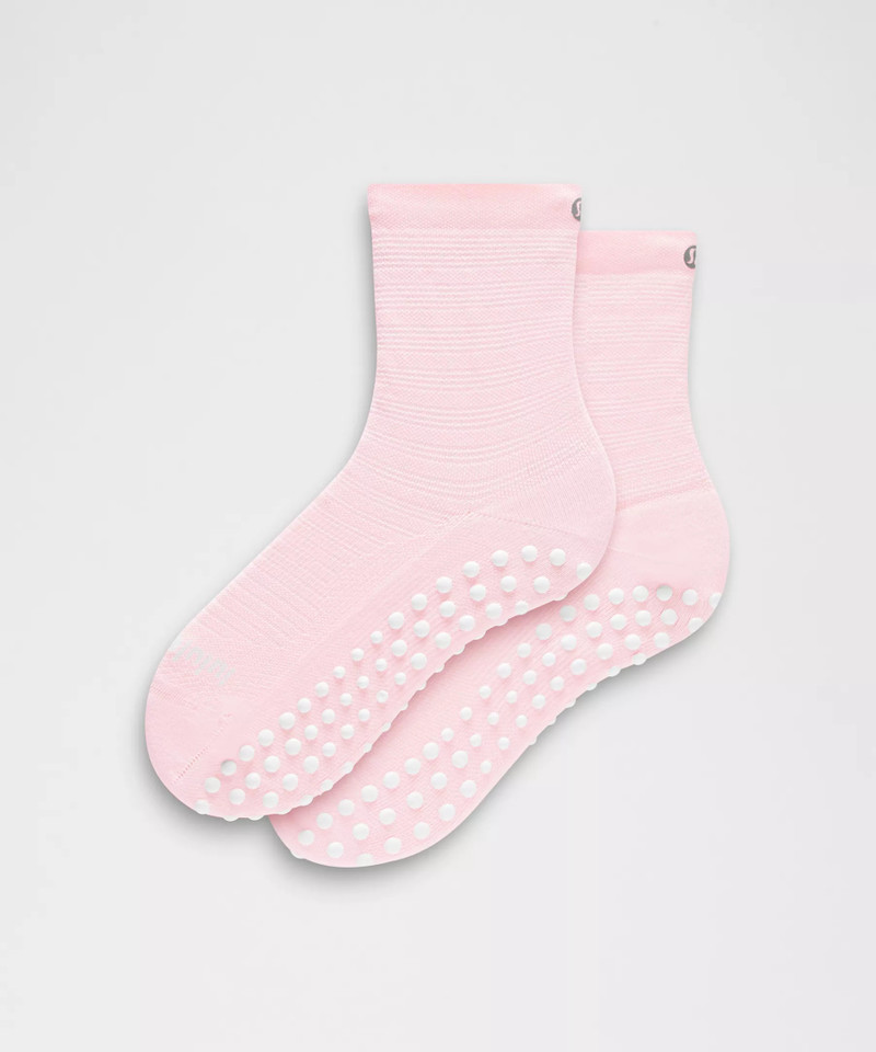 Find Your Balance Grip Socks *Mesh 1