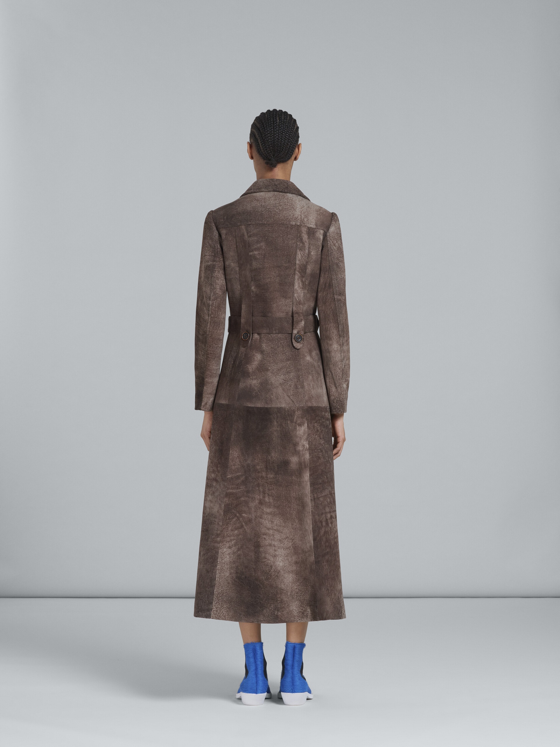 DARK BROWN LEATHER COAT - 3