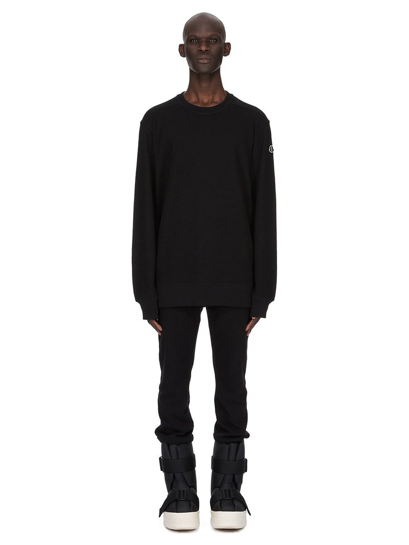Moncler PANTS outlook